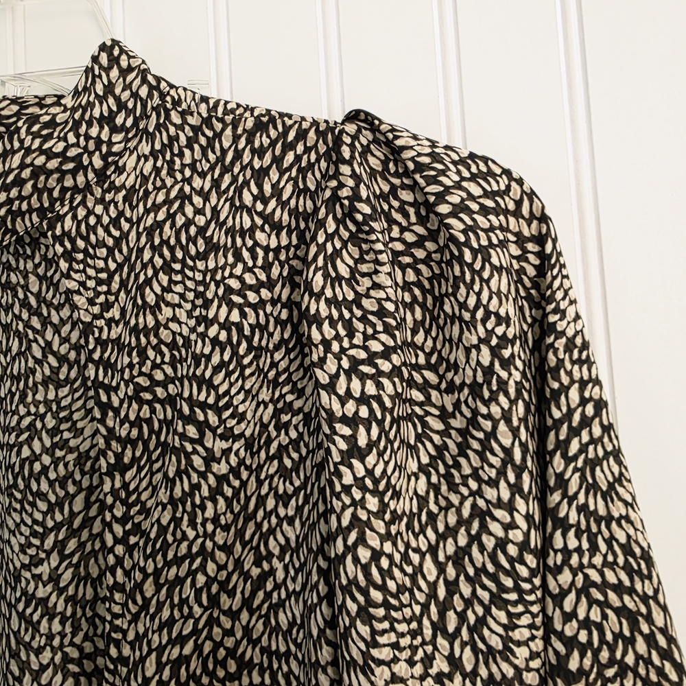 Banana Republic NWT Backless Tie Blouse | Animal Print Statement Top Size Small - Picture 7 of 12